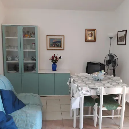 Il Canneto Apartment *